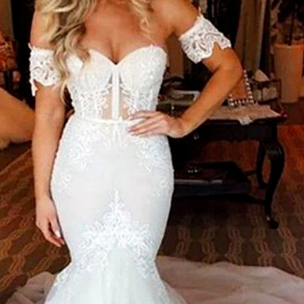 Wedding dress
